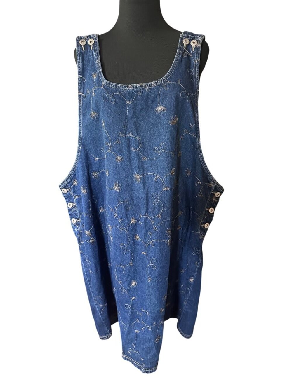 J.L. N.Y. Woman blue denim cotton dress with tan embroidered floral size 3X